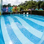 Holland Resort Phuket