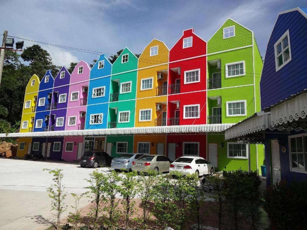Hotel Holland Phuket