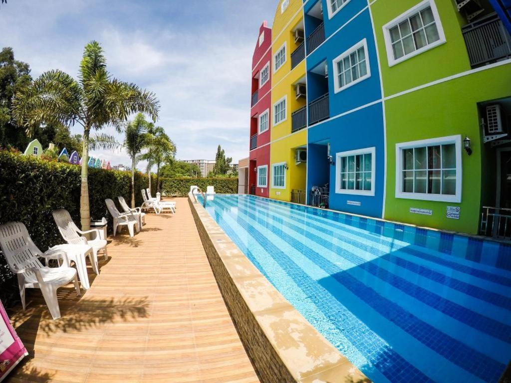 Holland Hotel