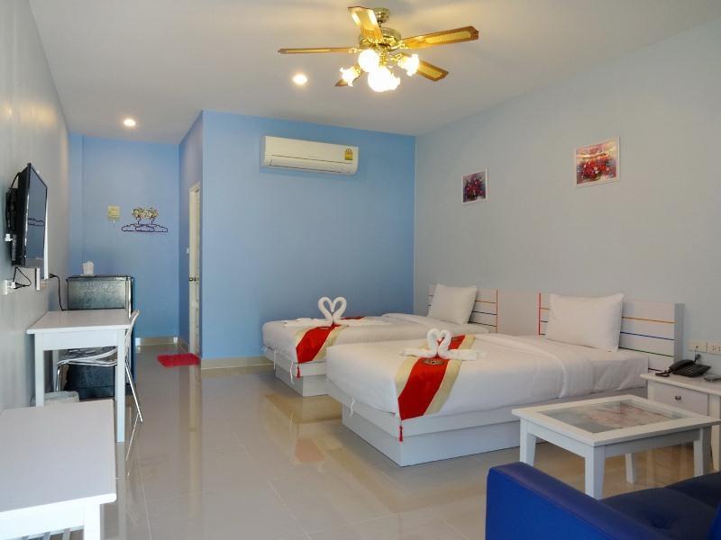 Holland Hotel Phuket
