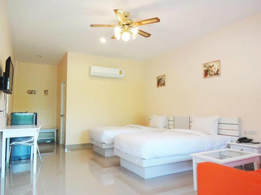Holland 2* Phuket
